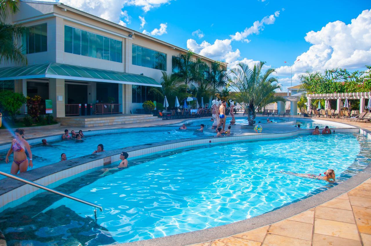 Lacqua Di Roma, Com Fogao Geladeira E Parque Aquatico 24H Caldas Novas Ngoại thất bức ảnh